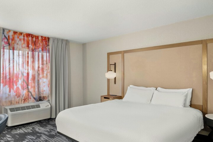 Fairfield by Marriott Mt. Pleasant