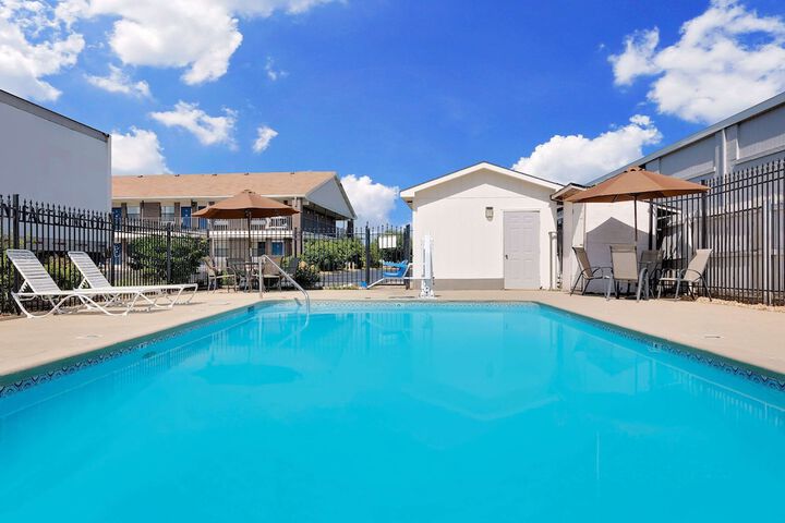 Pool 5 of 31