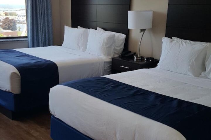 Ariel Broadway Hotel
