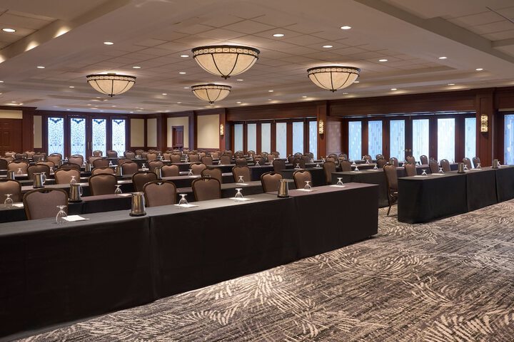 Sheraton Pittsburgh Hotel at Station Square