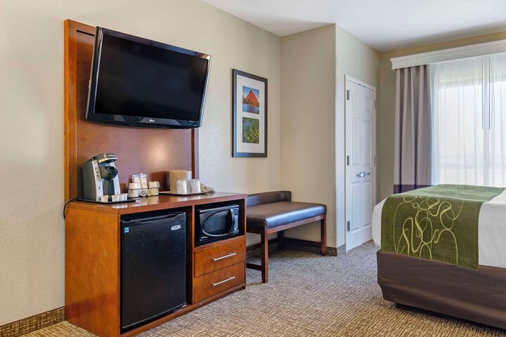 Comfort Suites Helena Airport