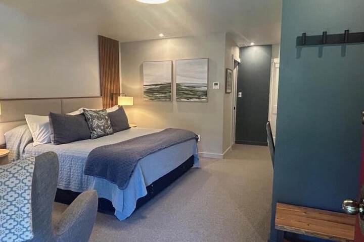 Discovery Inn