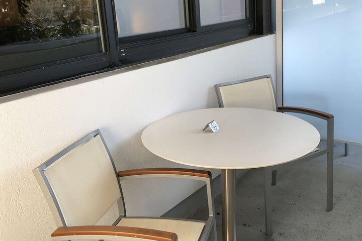 Room 69 of 108