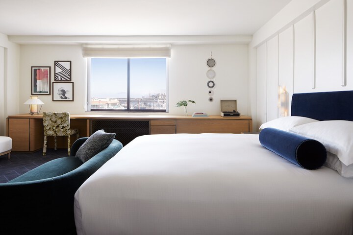 Kimpton Alton Fishermans Wharf by IHG