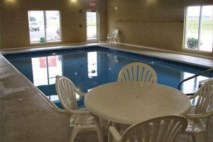 Randolph Inn and Suites