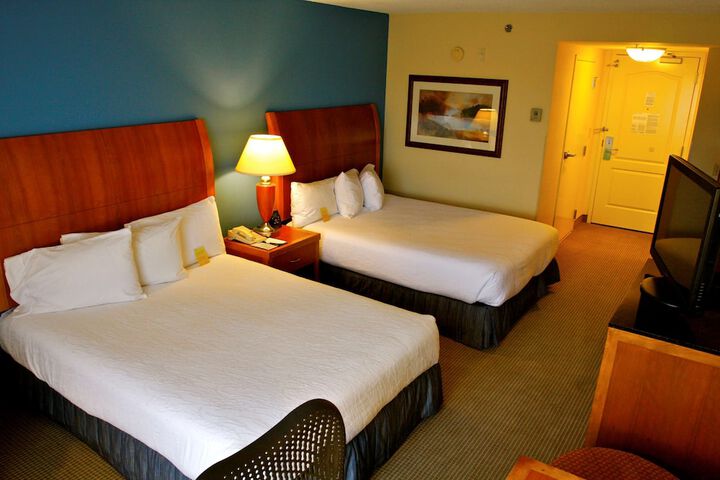 Room 10 of 33