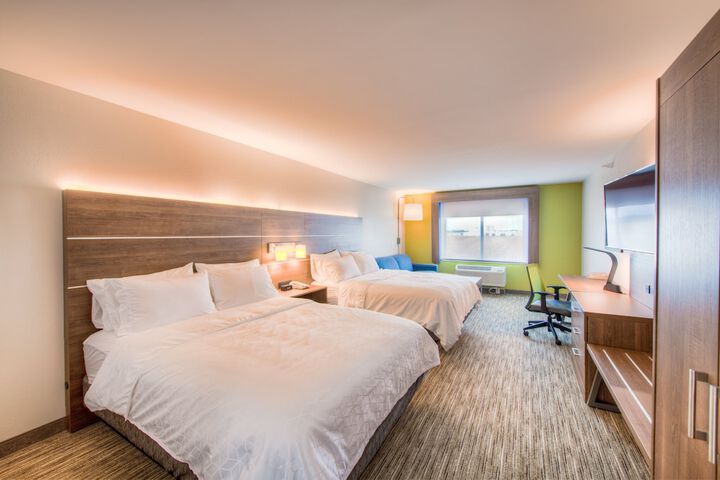 Holiday Inn Express & Suites Remington by IHG