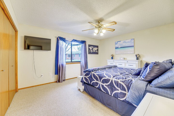 Downtown Delta Condo 34 Mi to Black Canyon!