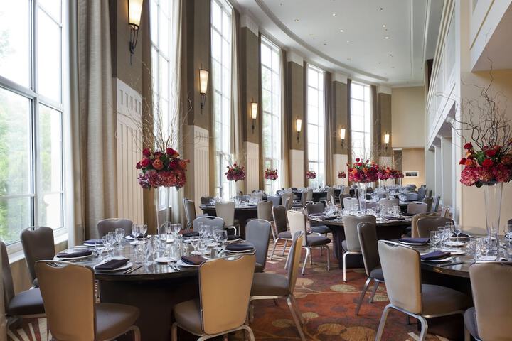 Ballroom/Hall 46 of 53