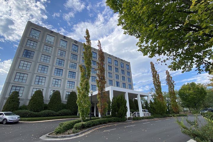 Proximity Hotel
