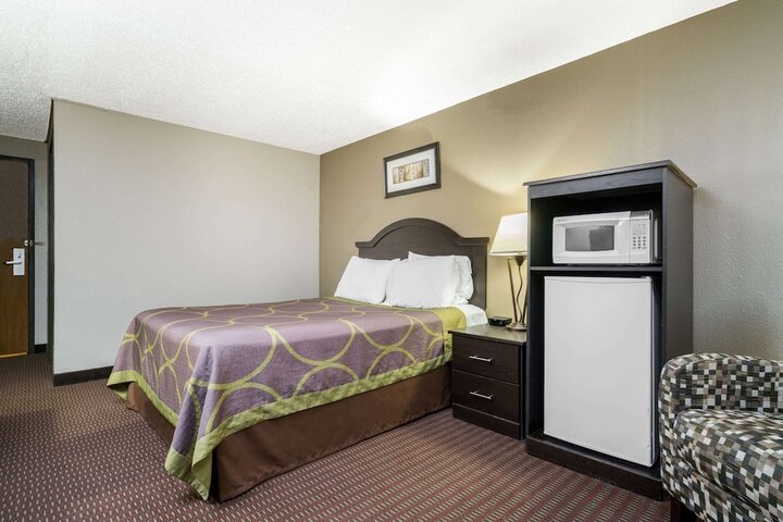 Room 46 of 60
