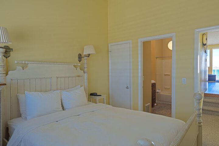Sea Crest Resort