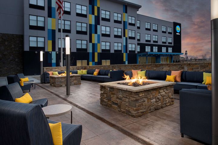 Terrace/Patio 40 of 41