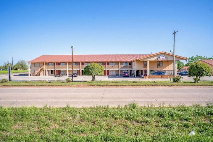 Lone Star Inn