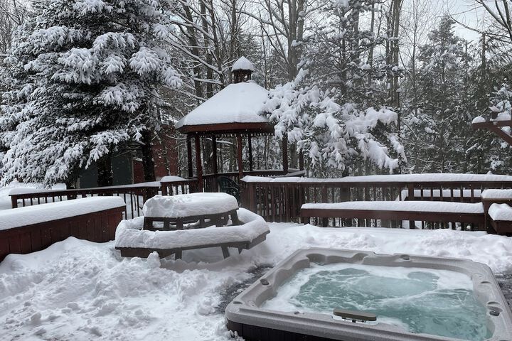 Snowed Inn