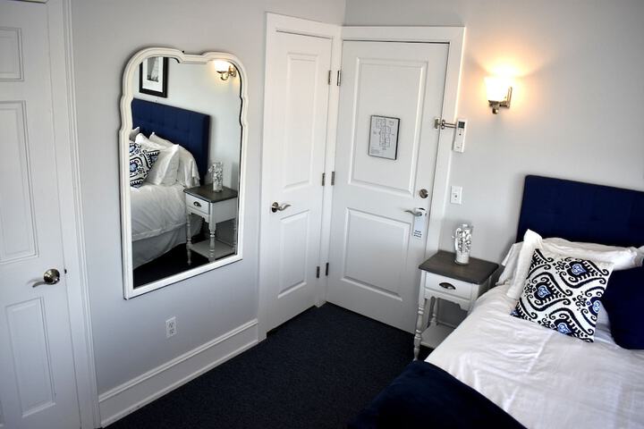 Room 39 of 183