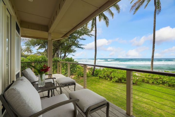 King Hale 4 Bedroom Home by RedAwning