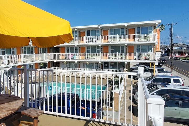 Esplanade Suites a Sundance Vacations Property