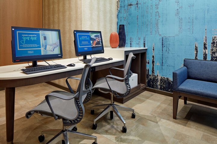 Business Center 48 of 50