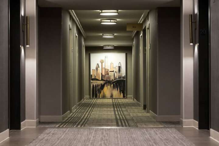 Ballroom/Hall 68 of 75
