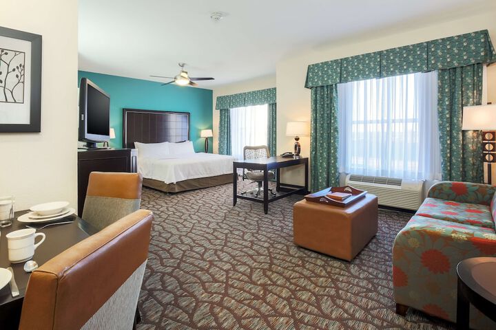 Room 14 of 33