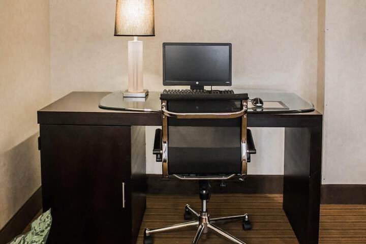 Suburban Studios Johnstown - Richland Town Center
