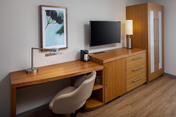 Hyatt Place Sumter / Downtown