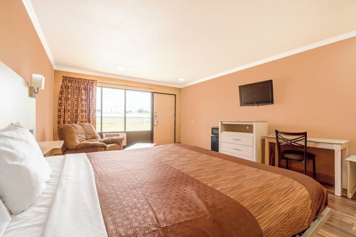 Room 48 of 81