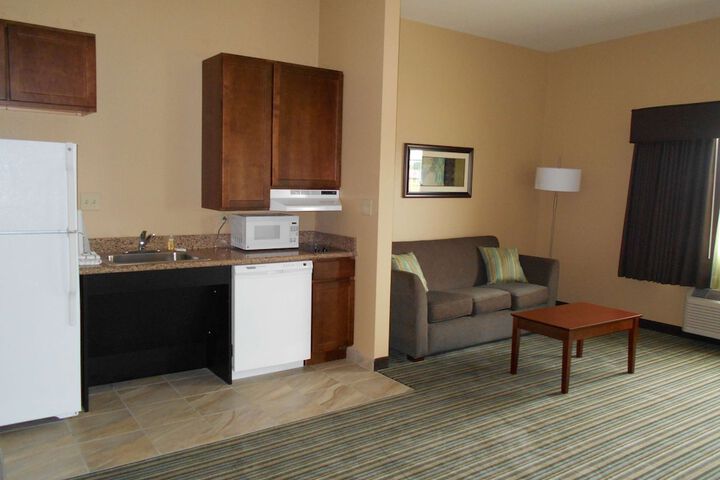 Room 21 of 38