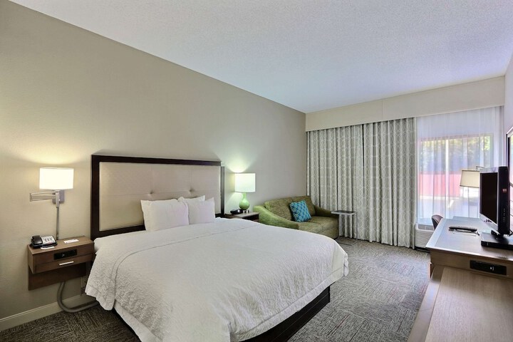 Room 8 of 29