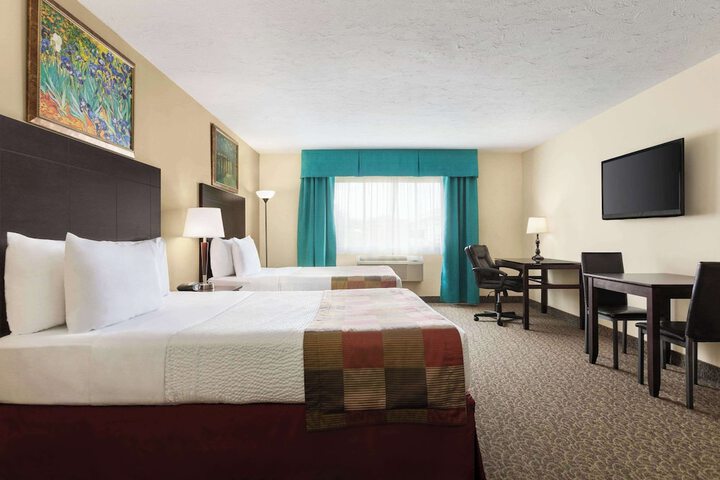 Room 17 of 26
