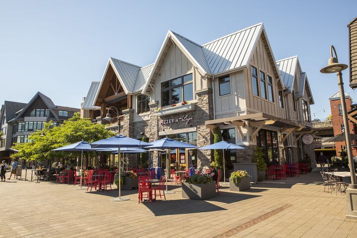 Lakeshore Inn