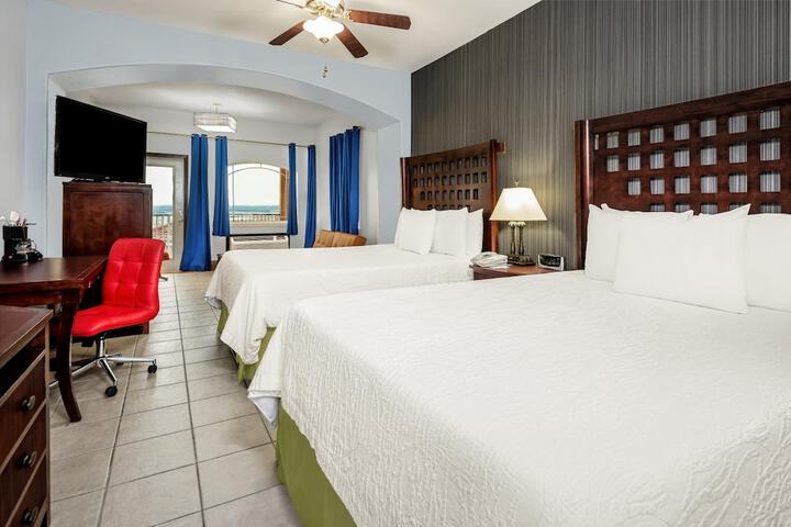 La Copa Inn Beach Hotel