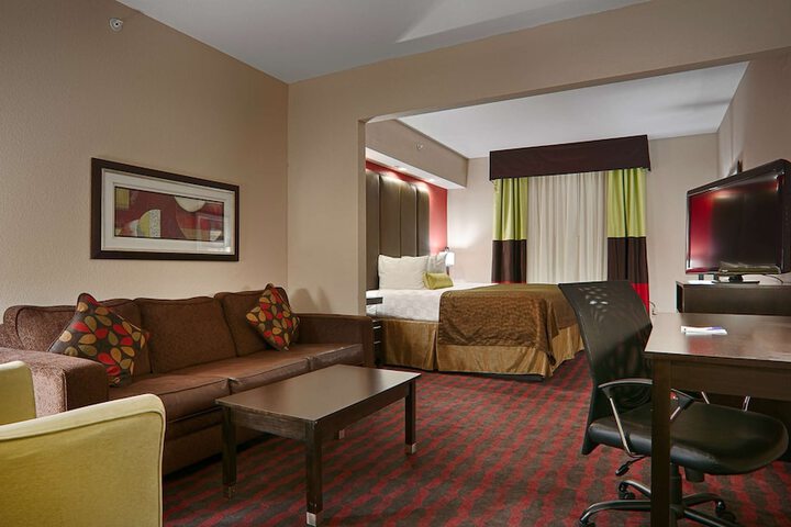 Room 11 of 20