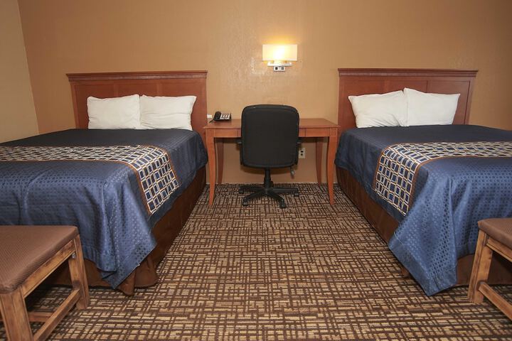 Room 42 of 60