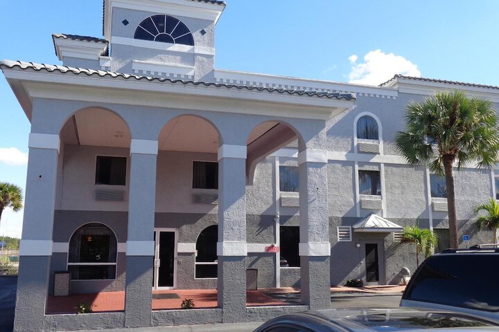 Hotel 5 of 48