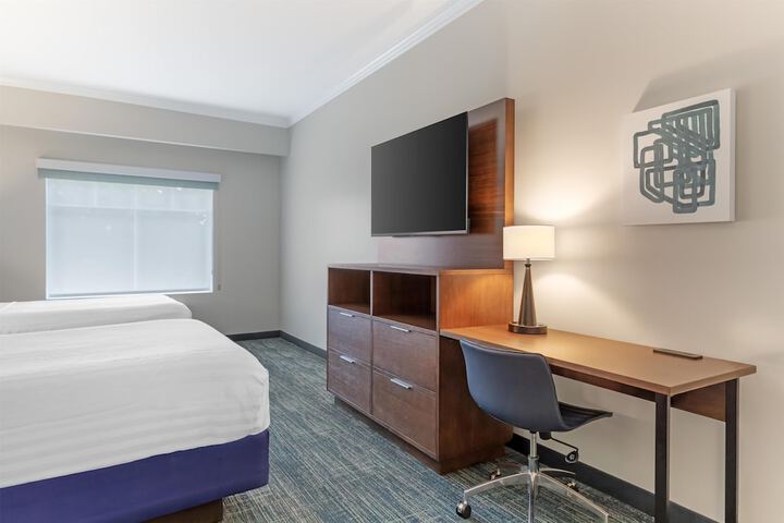 Best Western Plus Miami Airport North Hotel & Suites