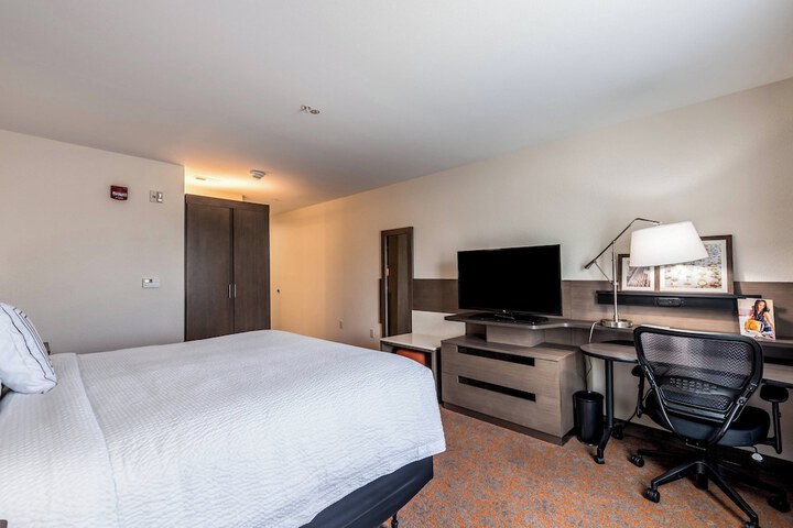 Fairfield Inn & Suites by Marriott St. Joseph Stevensville
