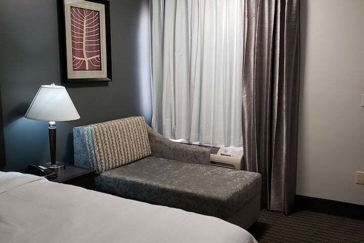 Room 14 of 21