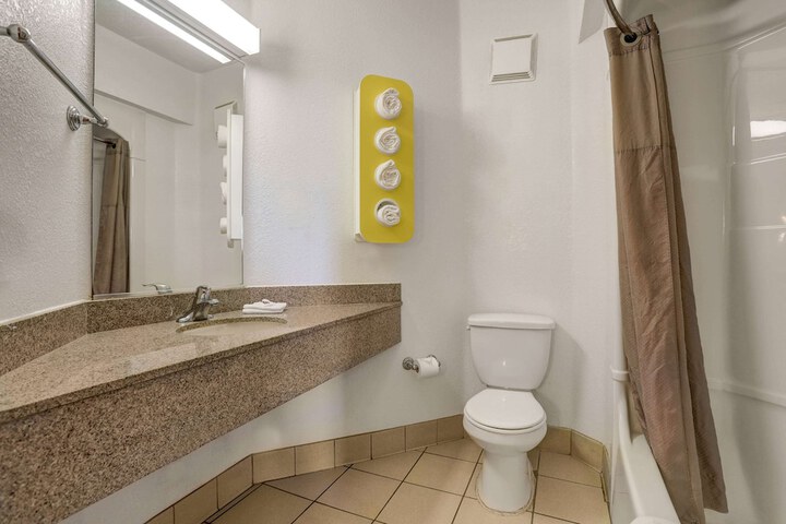 Room 36 of 48