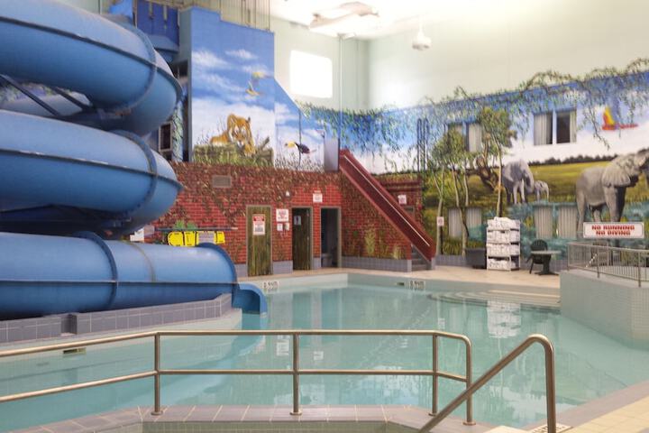 Canad Inns Destination Centre Fort Garry