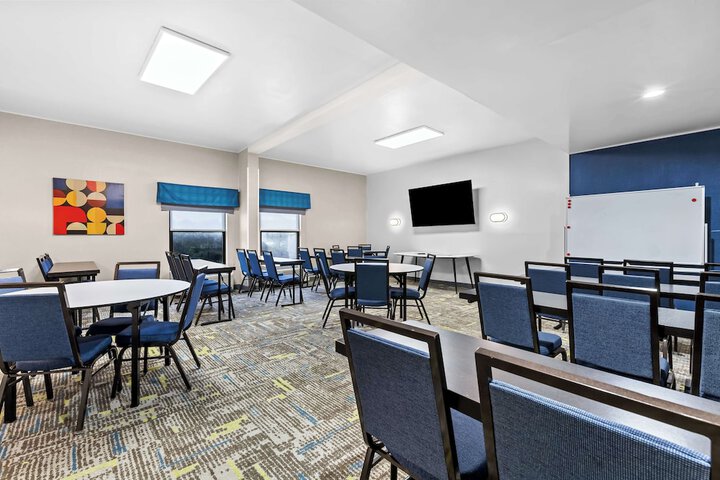 Hampton Inn Florence Midtown near University of North Alabama