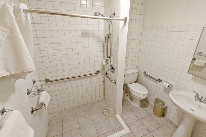 Room 18 of 45