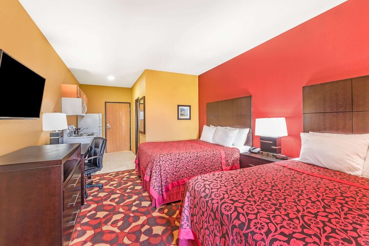 Room 11 of 21