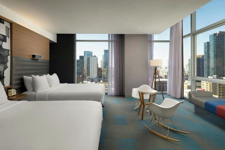 Room 22 of 46