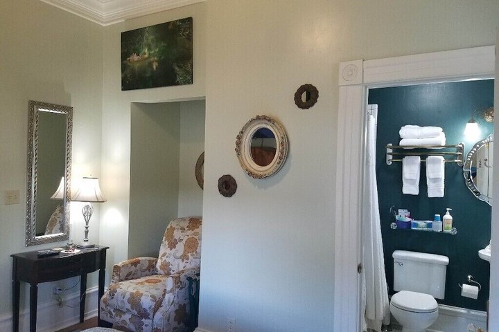 Room 34 of 50