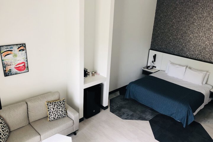 Room 57 of 68