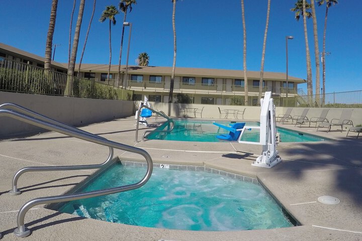 Pool 7 of 34