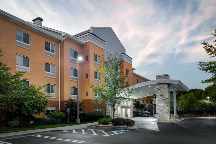 Hotel 2 of 42
