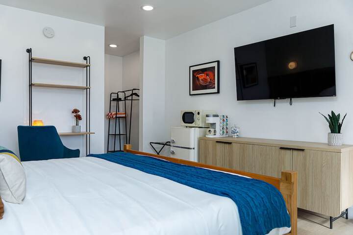 Room 52 of 105